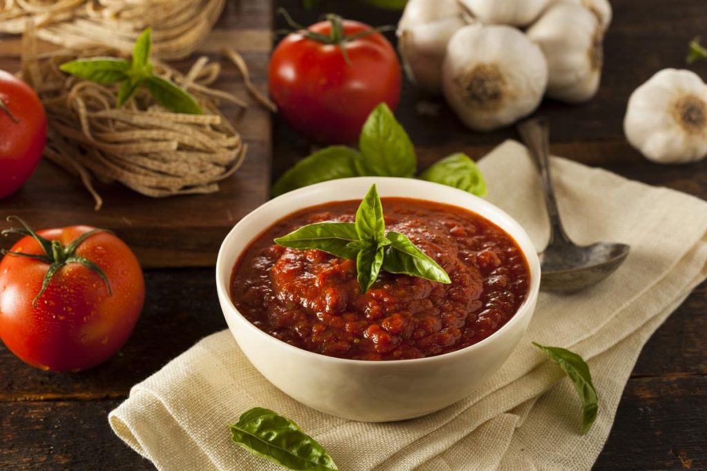 Домашний томатный соус: рецепты и применение